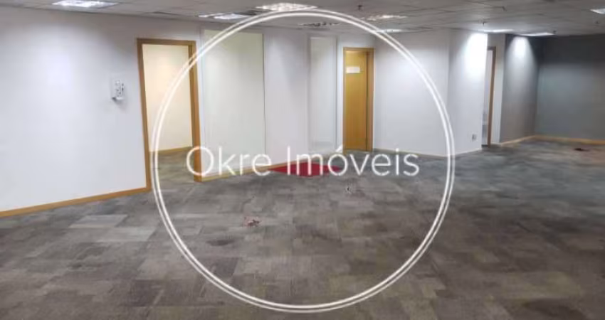 Sala comercial com 14 salas à venda na Rua São Bento, Centro, Rio de Janeiro