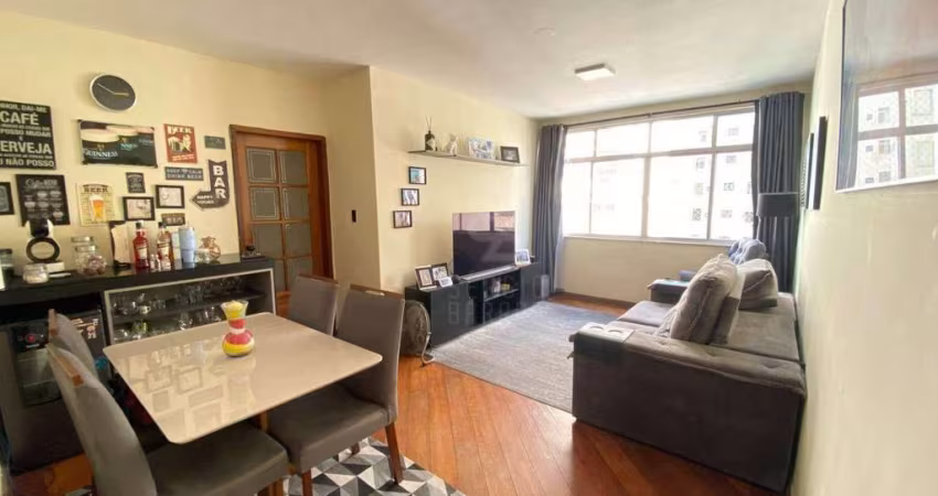 Apartamento de 3 quartos, 1 suíte, frente, vista mar, quadra da praia. 1 vaga.