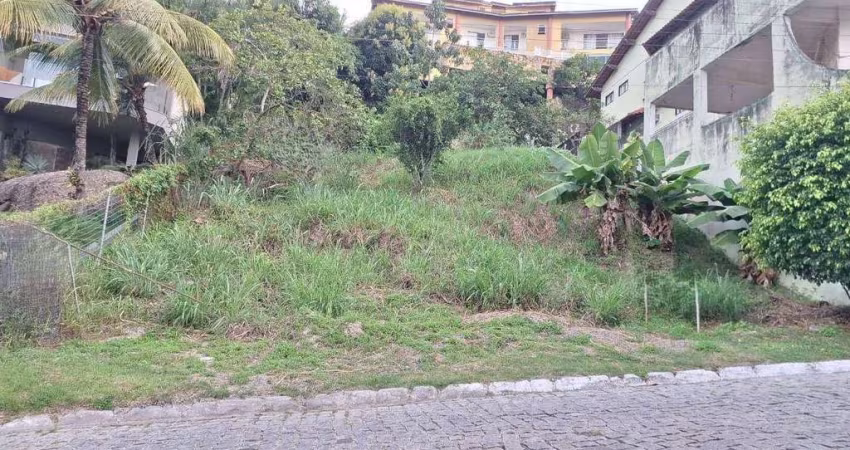 Terreno no melhor condomínio da região, topografia em aclive suave, 431 m².