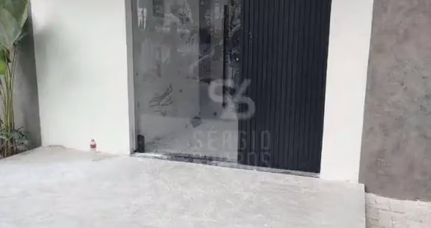Casa comercial, duplex, excelente localização, de frente para avenida roberto silveira.
