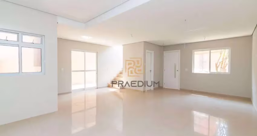Sobrado com 3 dormitórios à venda, 119 m² por R$ 660.000,00 - Uberaba - Curitiba/PR