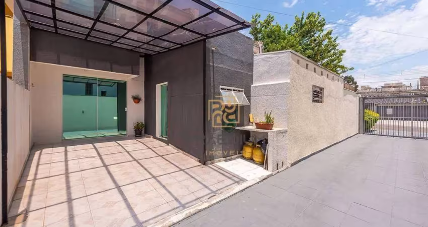 Sobrado com 2 dormitórios à venda, 62 m² por R$ 359.900,00 - Jardim das Américas - Curitiba/PR