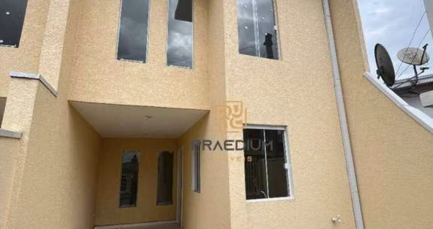 Sobrado com 2 dormitórios à venda, 59 m² por R$ 290.000,00 - Tatuquara - Curitiba/PR