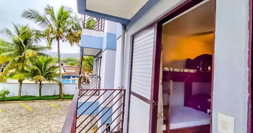 Apartamento reformado e mobiliado entre as praias da cocanha e massaguaçu