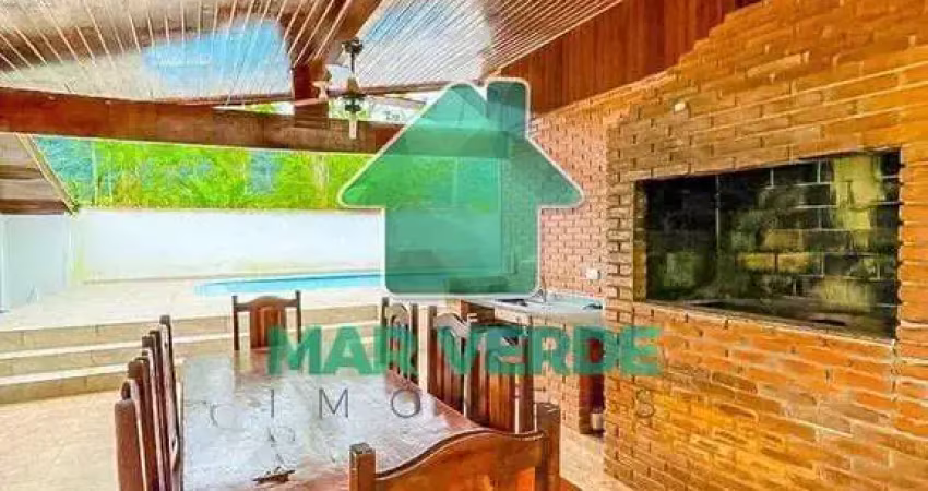 Belissima Casa com 3 Dom no Mar Verde