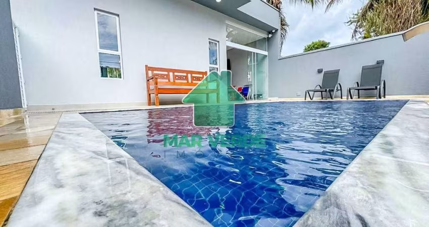 Oportunidade Única! Lindo Sobrado Mobiliado à Venda no Mar Verde