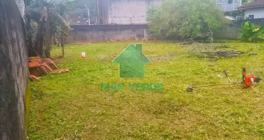 Terreno à venda na Rua Antônio de Lucca, Jardim do Sol, Caraguatatuba