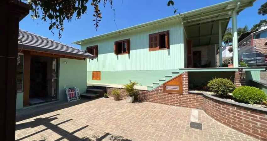Casa com 3 dormitórios à venda, 118 m² por R$ 345.000,00 - Floresta - Estância Velha/RS