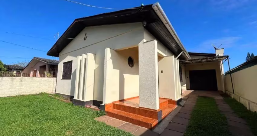 Casa com 3 dormitórios para alugar, 130 m² por R$ 2.385,00/mês - Bela Vista - Estância Velha/RS