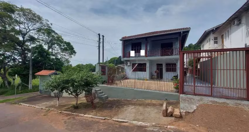 Casa com 3 dormitórios para alugar, 118 m² por R$ 2.590,00/mês - São José - Novo Hamburgo/RS