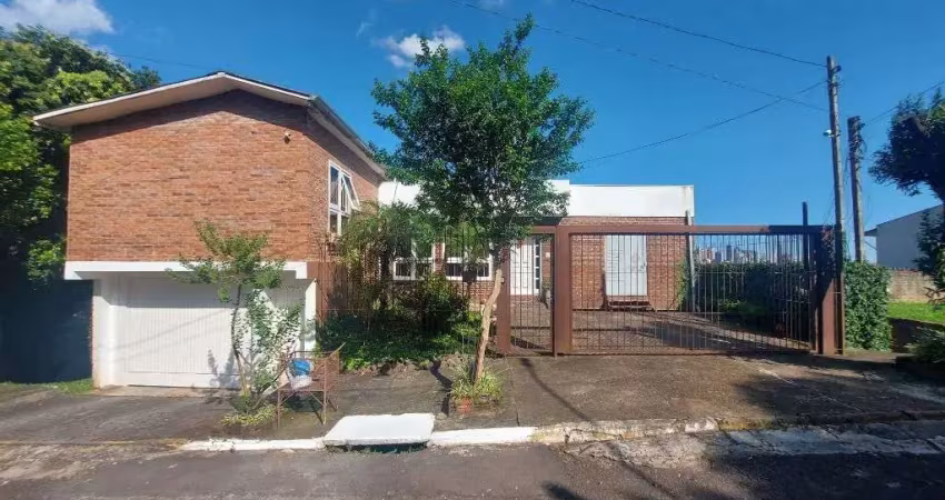Casa com 4 dormitórios para alugar, 240 m² por R$ 6.640,00/mês - Operário - Novo Hamburgo/RS