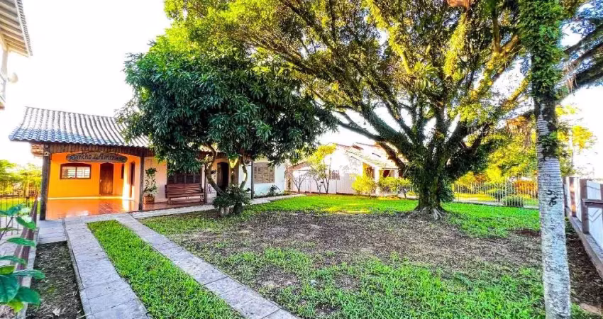 Casa com 2 dormitórios para alugar, 140 m² por R$ 5.300,00/mês - Centro - Portão/RS