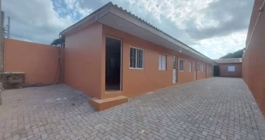 Casa com 2 dormitórios para alugar, 35 m² por R$ 840,00/mês - Canudos - Novo Hamburgo/RS