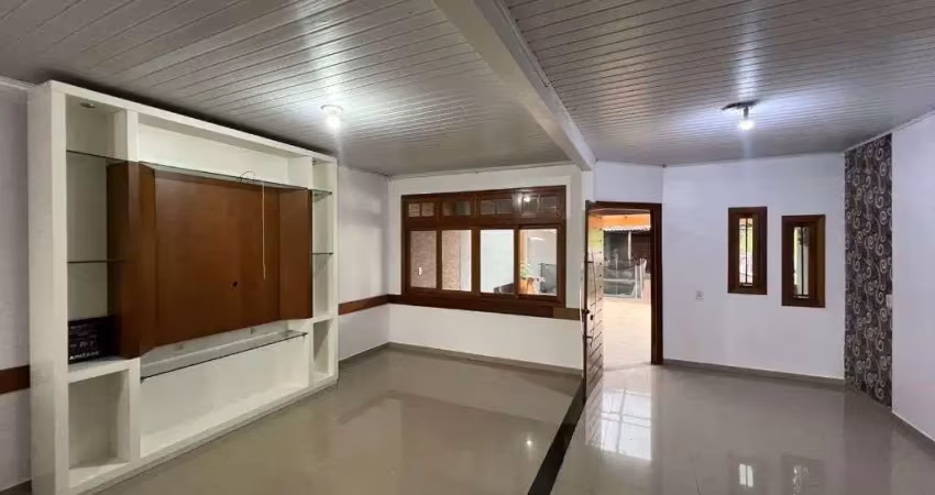 Casa com 3 dormitórios para alugar, 150 m² por R$ 4.230/mês - Boa Saúde - Novo Hamburgo/RS