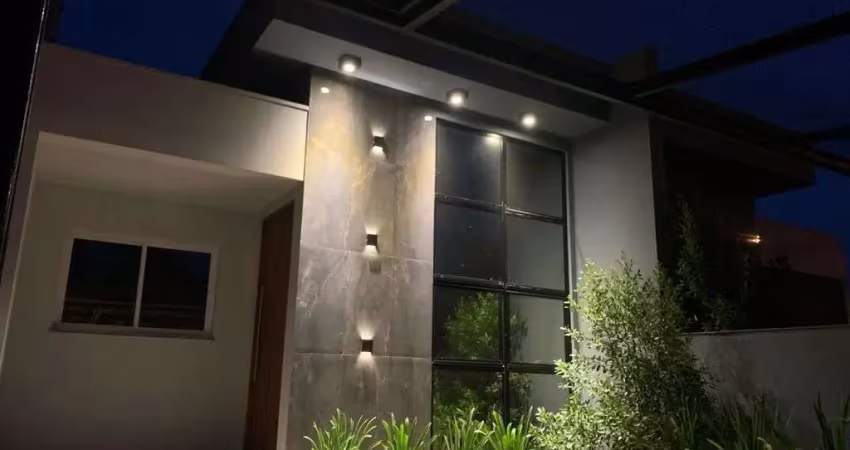 Casa com 3 dormitórios à venda, 90 m² por R$ 565.000,00 - Centenário - Sapiranga/RS