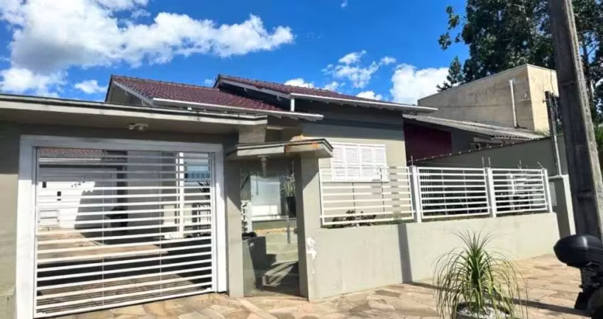 Casa com 2 dormitórios à venda, 89 m² por R$ 450.000 - Lago Azul - Estância Velha/RS