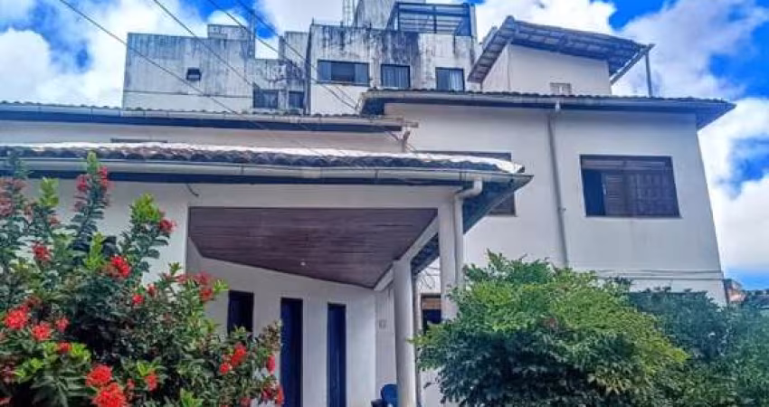 Oportunidade Única: Casa em Pernambués, Salvador!