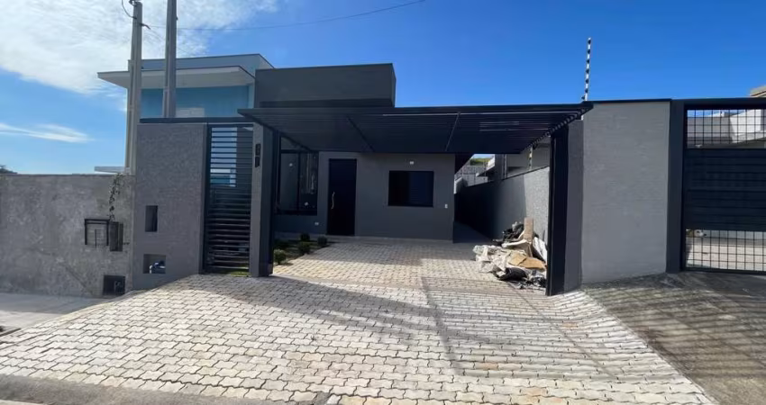 Casa para Venda em Bom Jesus dos Perdões, Residencial Santa Helena