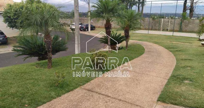VENDE-SE RESIDÊNCIA NO COND. RESIDENCIAL VIVER VILLA AQUÁRIOS - MARILIA/SP