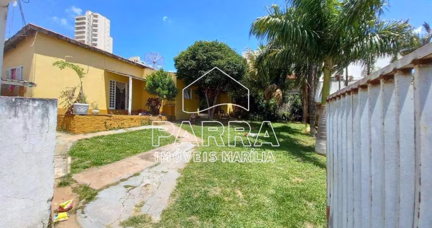 VENDE-SE RESIDÊNCIA NO JARDIM DIRCEU - MARILIA/SP