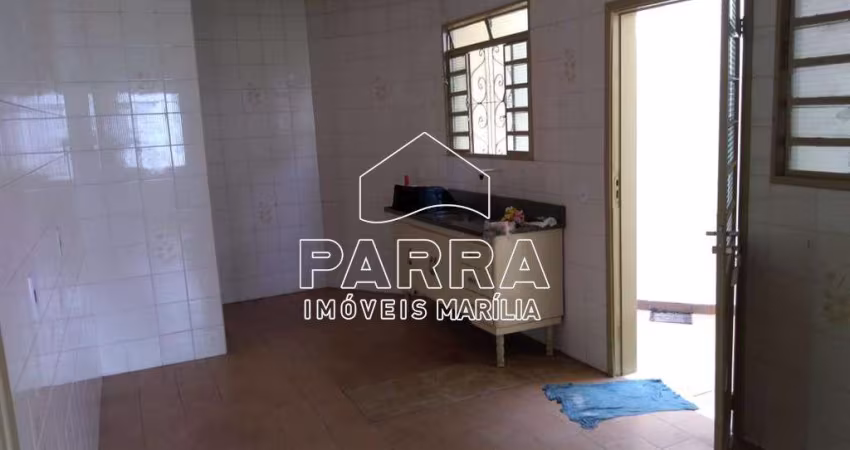 VENDE-SE RESIDÊNCIA NO BANZATO - MARILIA/SP