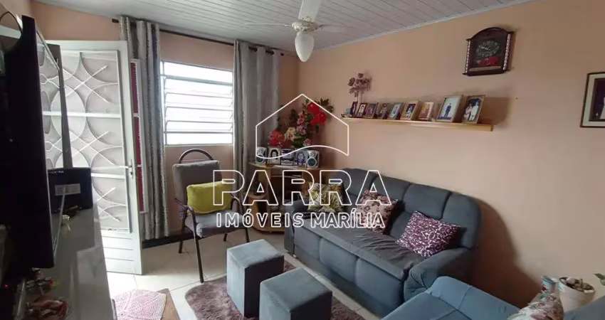 VENDE-SE RESIDÊNCIA NO COMERCIÁRIOS I - MARILIA/SP