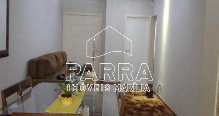 VENDE-SE RESIDÊNCIA NO COND. RESIDENCIAL VIVER  BOSQUE  - MARILIA/SP
