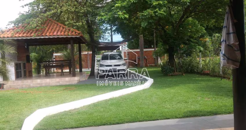 VENDE-SE RANCHO NO RESIDENCIAL AGUA VERDE - PAULICÉIA/SP