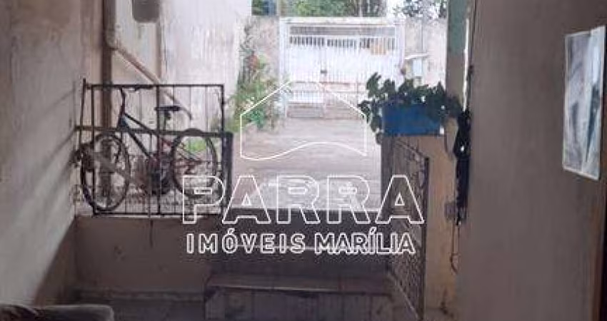 VENDE-SE RESIDÊNCIA NO JARDIM PÉROLA - MARILIA/SP