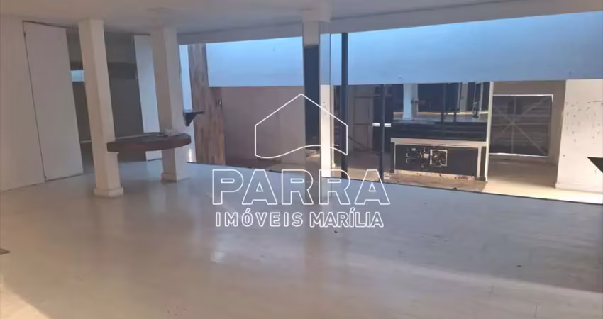 Casa comercial à venda no Centro, Marília 