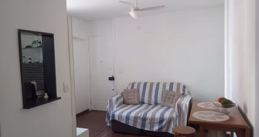 Oportunidade no Braga! Apartamento com excelente localização
