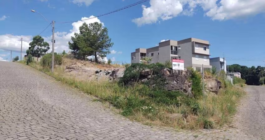 Terreno à venda na Rua Balduino Garcia, 246, Nossa Senhora das Graças, Caxias do Sul