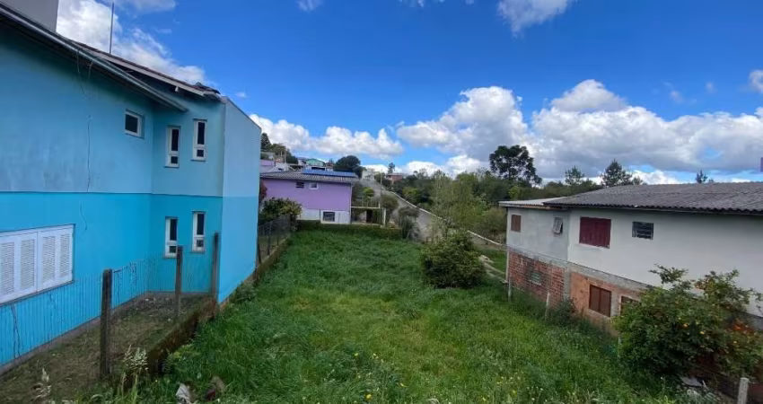 Terreno à venda na Rua Pain Filho, São José, Farroupilha