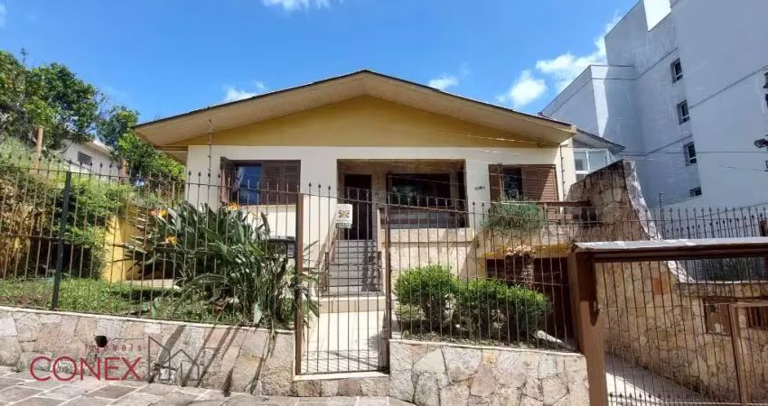 Casa com 3 quartos à venda na Rua Luiz Antunes, 1063, Panazzolo, Caxias do Sul
