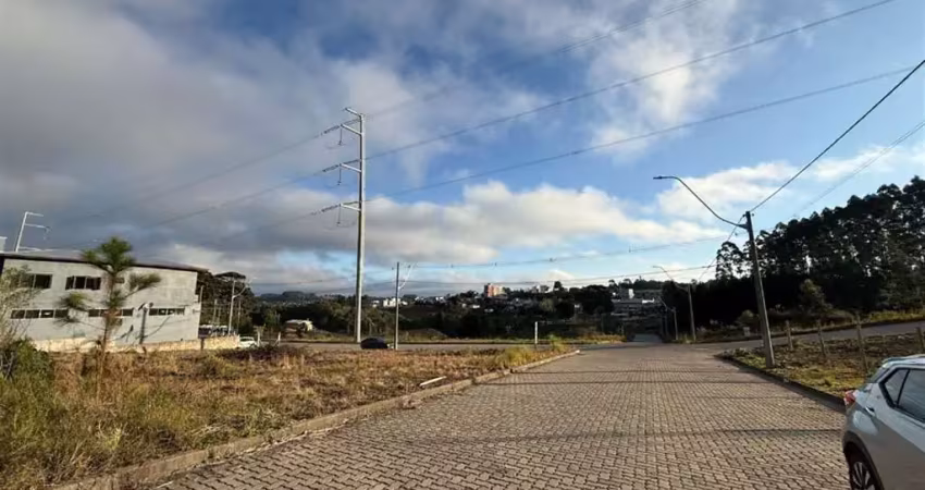 Terreno à venda na Ana Rech, Caxias do Sul 