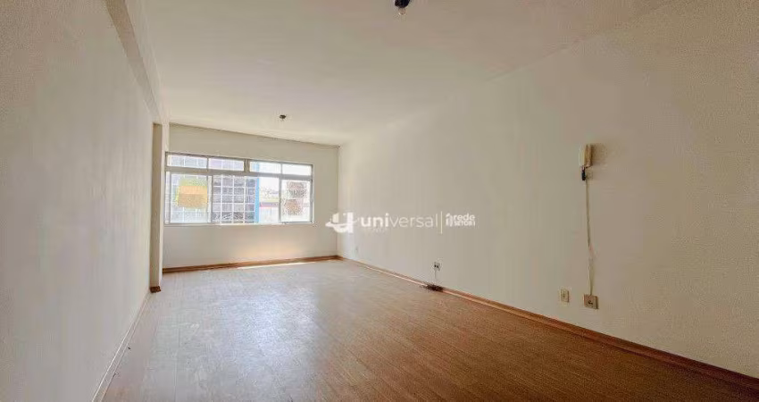 Kitnet com 1 quarto, 36 m² - venda por R$ 160.000 ou aluguel por R$ 700/mês - Centro - Juiz de Fora/MG