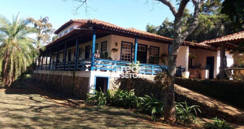 Sítio com 5 quartos à venda, 170000 m² por R$ 1.600.000 - Zona Rural - Rio Novo/MG