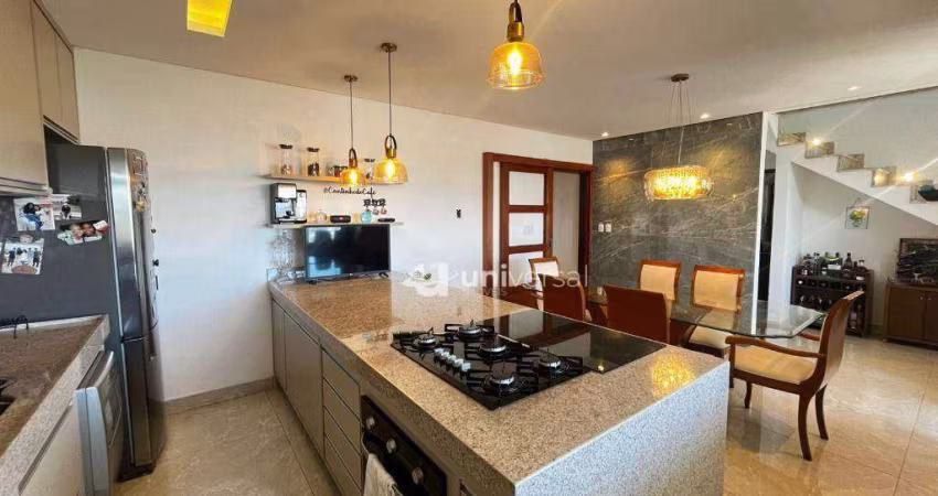 Casa com 4 Quartos à venda, 320 m² por R$ 1.350.000