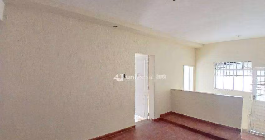 Casa com 2 quartos para alugar, 100 m² por R$ 1.400/mês - Vitorino Braga - Juiz de Fora/MG