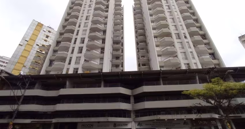 Apartamento com 1 Quarto para alugar, 71 m² por R$ 1.400/mês - Centro - Juiz de Fora/MG