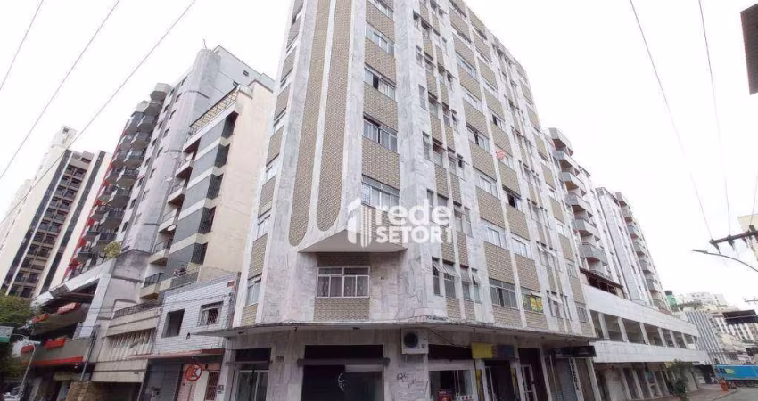 Kitnet com 1 quarto para alugar, 33 m² por R$ 700/mês - Centro - Juiz de Fora/MG