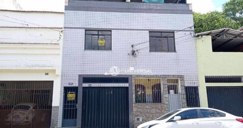 Apartamento com 3 quartos para alugar, 80 m² por R$ 1.500,00/mês - Centro - Juiz de Fora/MG