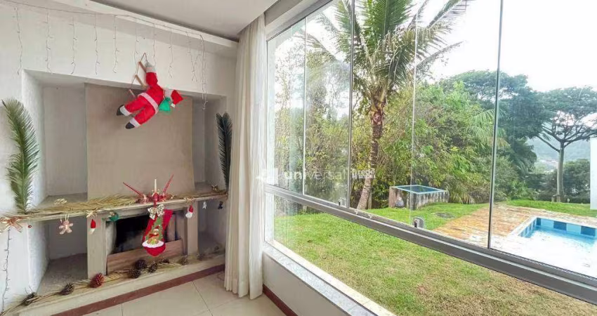 Casa com 5 Quartos para alugar, 300 m² por R$ 5.300/mês - Fontesville - Juiz de Fora/MG
