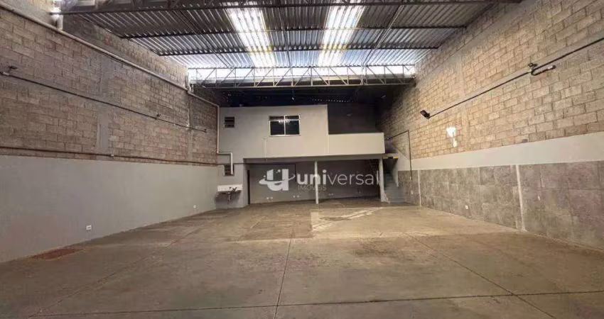 Barracão / Galpão / Depósito com 1 sala para alugar na Rua São José, Vitorino Braga, Juiz de Fora
