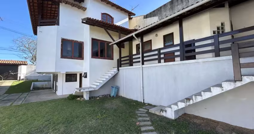 Casa para venda em macaé, são marcos, 4 dormitórios, 1 suíte, 4 banheiros, 4 vagas