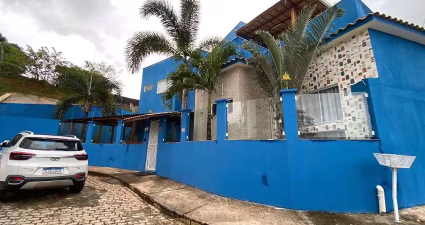 Casa para venda em macaé, são marcos, 4 dormitórios, 4 suítes, 6 banheiros, 2 vagas