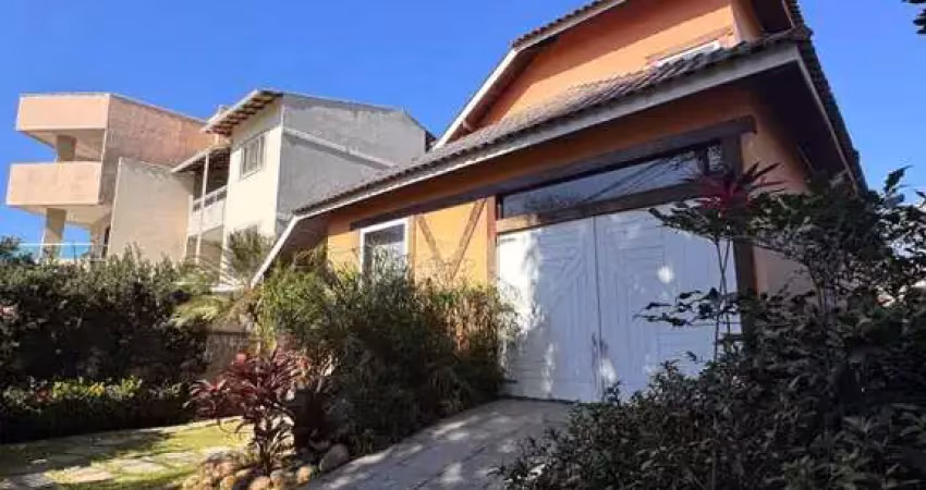 Casa para venda em macaé, cancela preta, 6 dormitórios, 2 suítes, 4 banheiros, 2 vagas