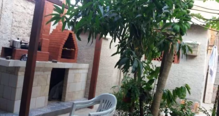 Casa venda, de dois quartos  no Bairro  Duquesa I Santa Luzia MG