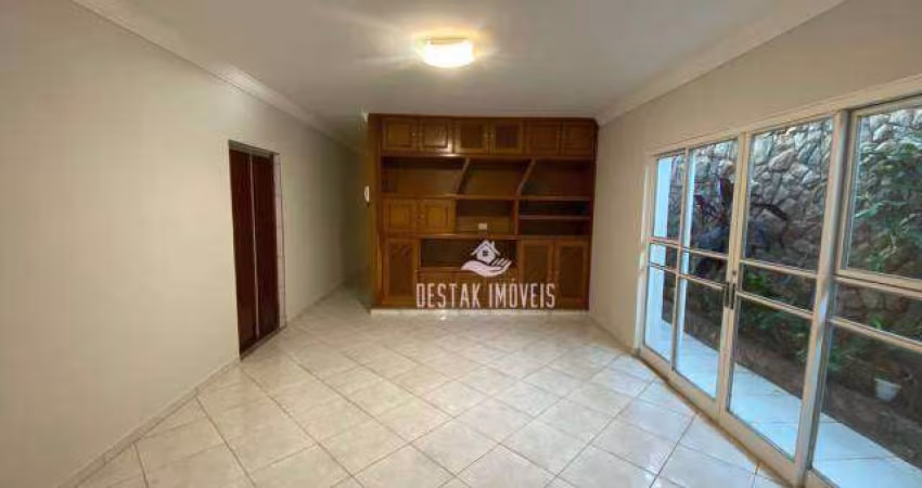 Casa com 4 quartos à venda no Bairro Fundinho - Uberlândia/MG