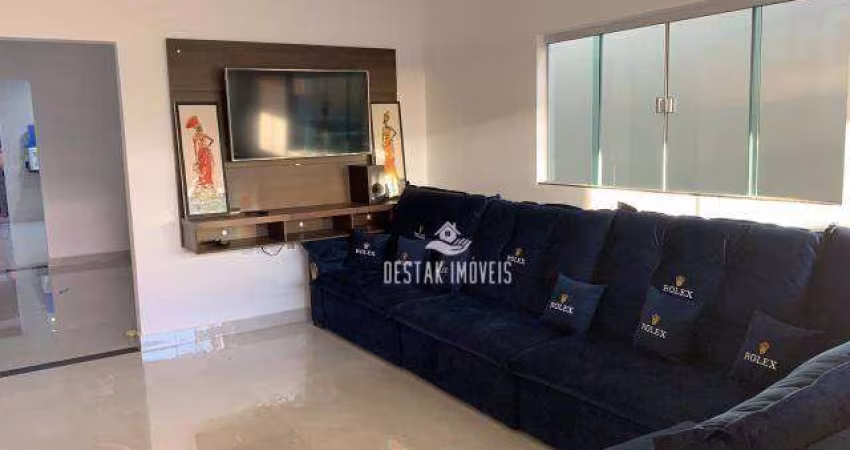 Casa com 4 quartos à venda no Bairro Jardim Europa - Uberlândia/MG